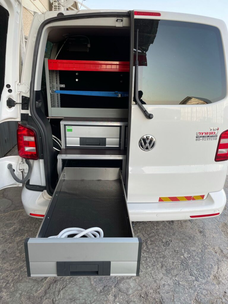 זיווד רכב סיטרואן ג'אמפי מבט פנימי