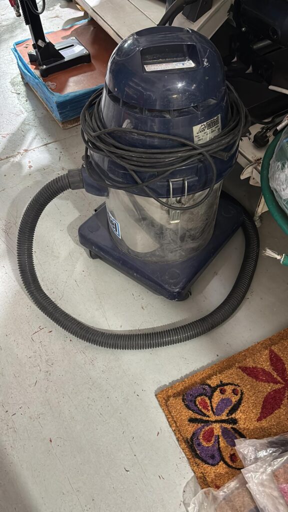 שואב אבק תעשייתי 2